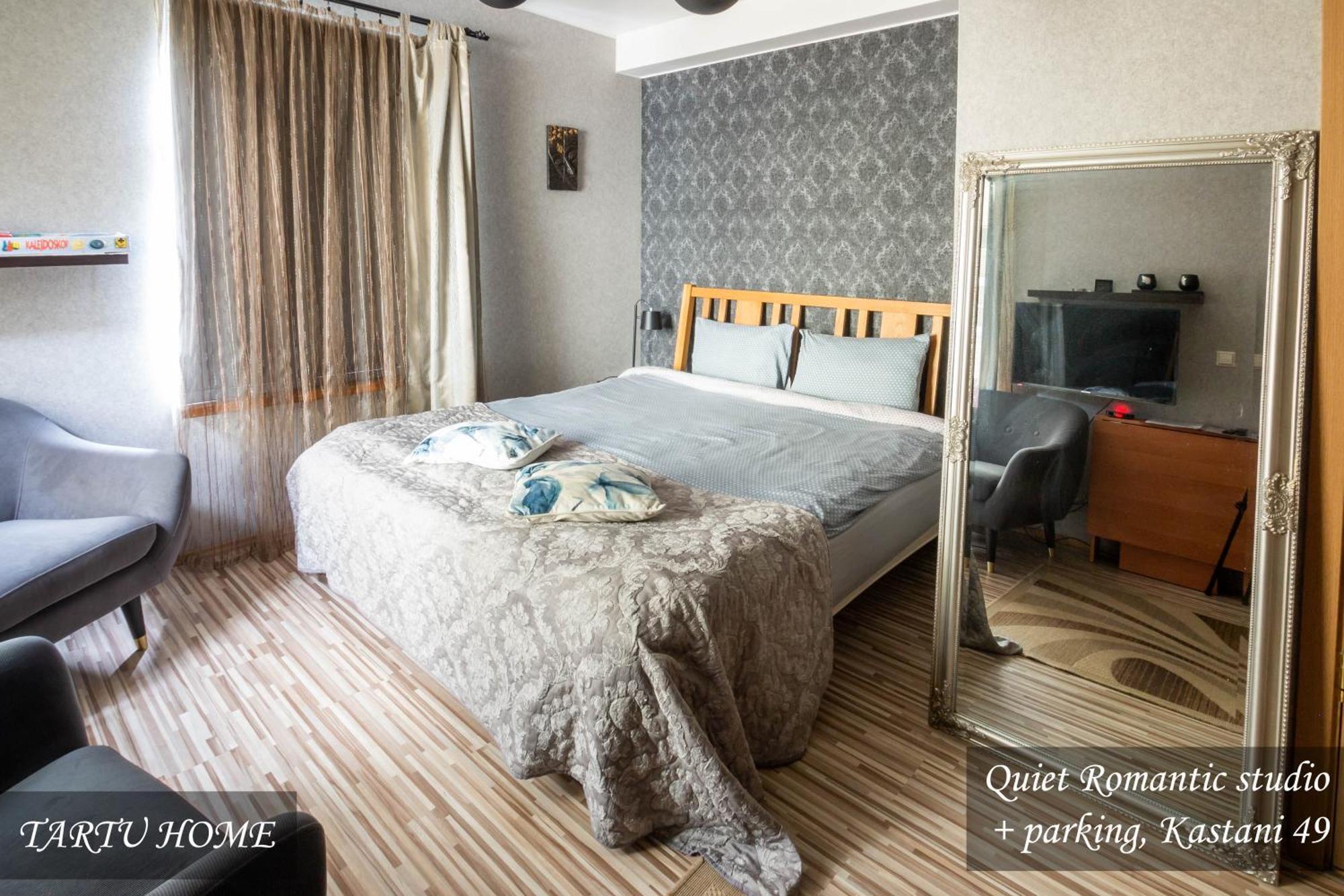 Quiet Romantic Studio Plus Parking, Tartu Home Esterno foto