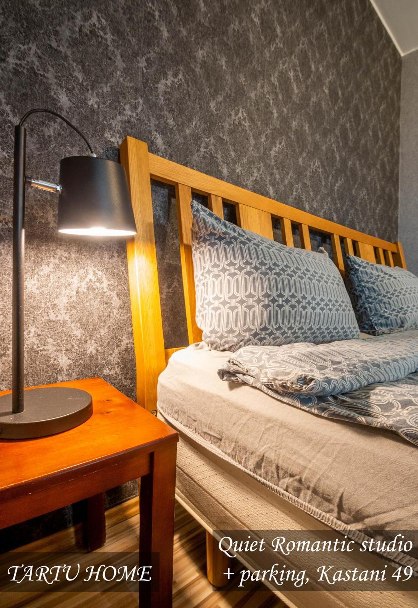 Quiet Romantic Studio Plus Parking, Tartu Home Esterno foto
