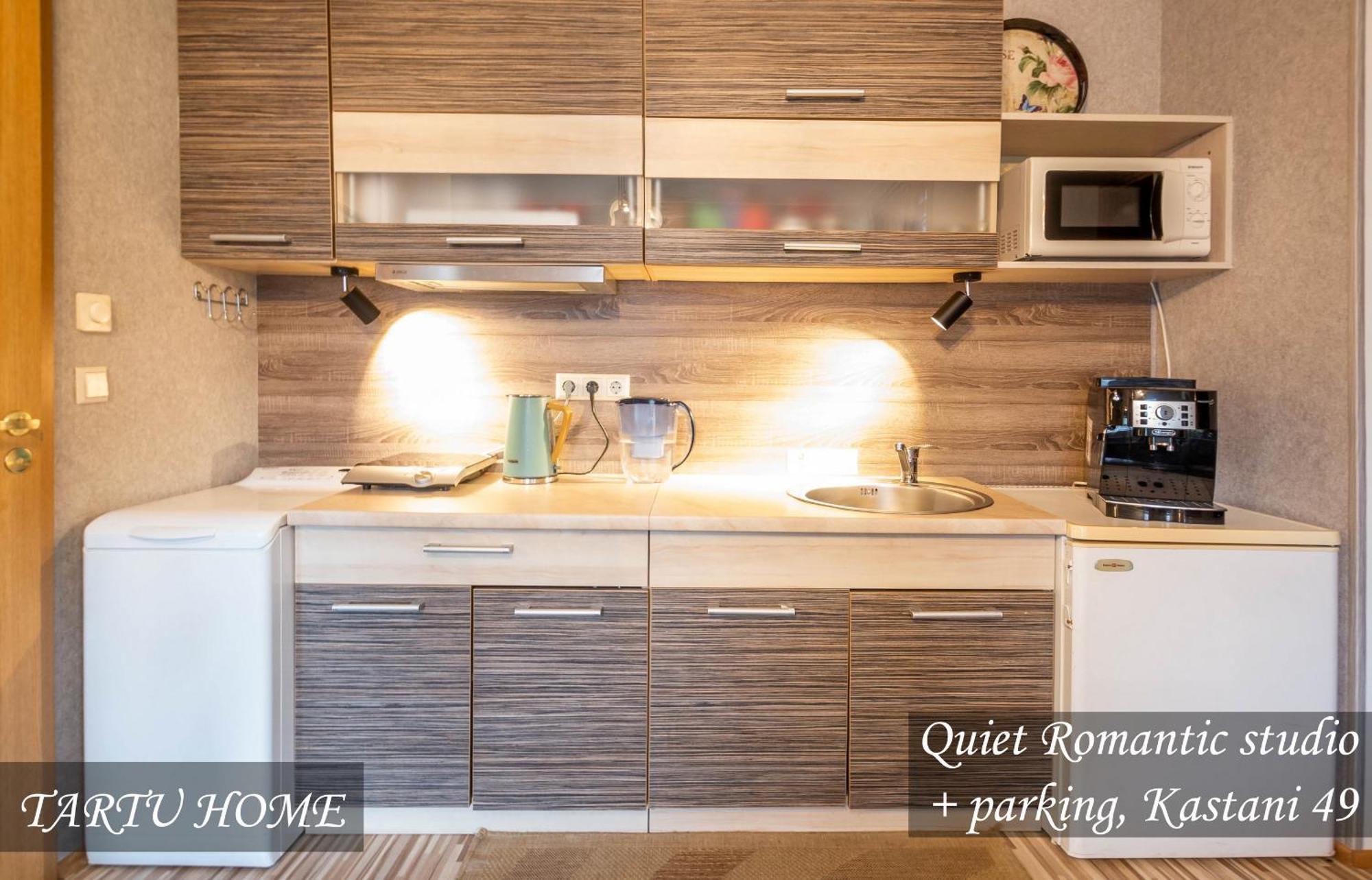 Quiet Romantic Studio Plus Parking, Tartu Home Esterno foto