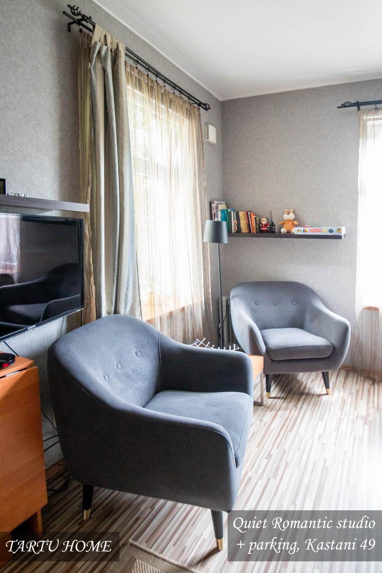 Quiet Romantic Studio Plus Parking, Tartu Home Esterno foto